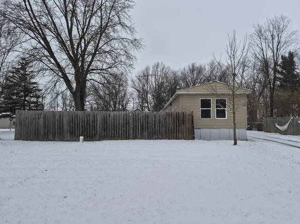 1205 Cherry Ln, Battle Creek, MI 49017