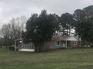 230 Walker Creek Rd, Taft, TN 38488