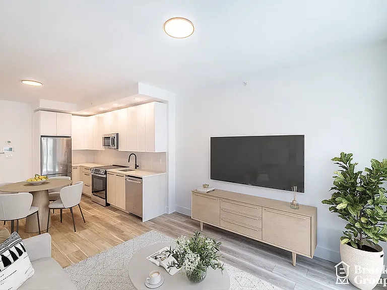 3009 Avenue I #6B — Photo 5