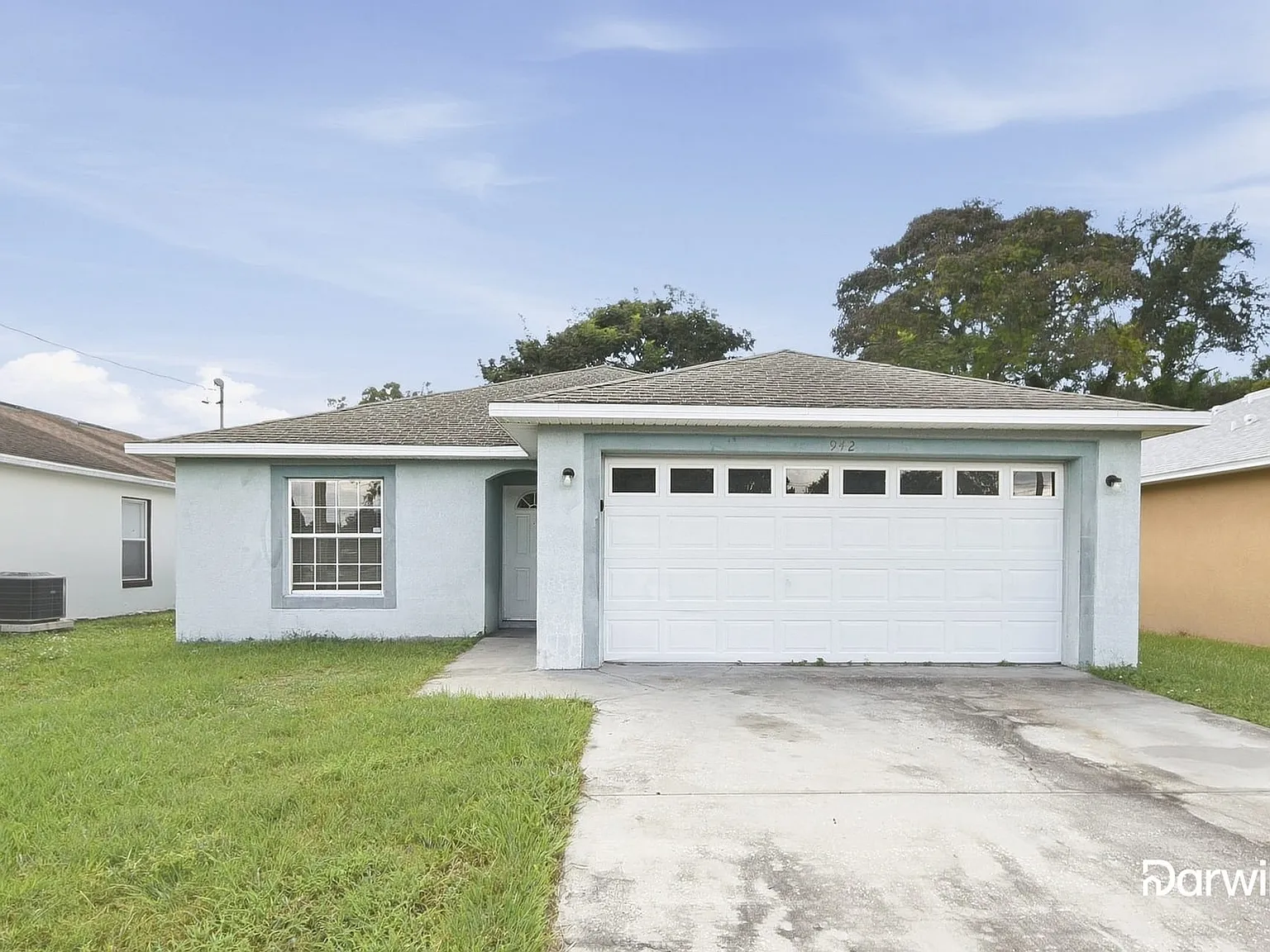 3 bed, 2.0 bath, 1342 sqft, $2,545 — Photo 1