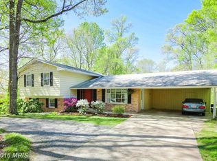 5812 Herbert St, Burke, VA 22015