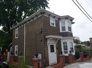 8 Locust St, Boston, MA 02125