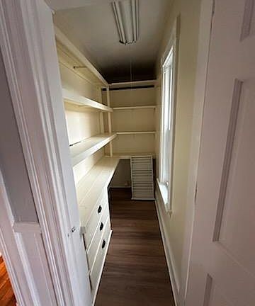 2nd image of 39-41 Essex St #1