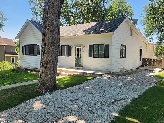 2nd image of 506 Moorehead St