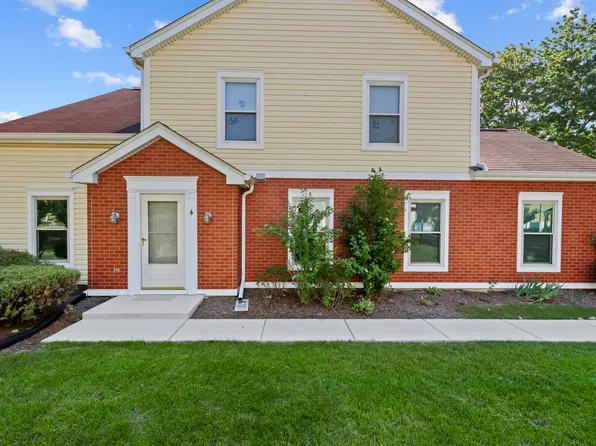 4 S Stonington Dr, Palatine, IL 60074
