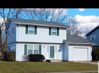 10214 E Bayton Ct, Indianapolis, IN