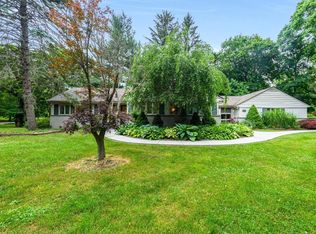 2615 Overridge Dr, Ann Arbor, MI 48104