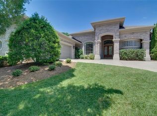 1536 Thornhill Dr, High Point, NC 27262