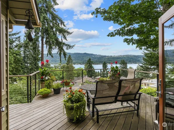 19901 SE 32nd Street, Sammamish, WA 98075