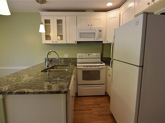 3rd image of 3381 W Wyoming Cir #3381