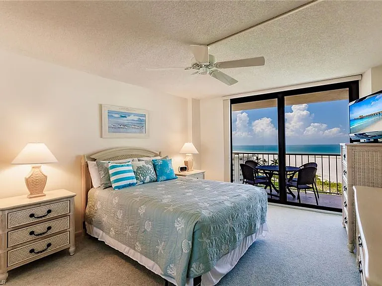 260 Seaview Ct #904 — Photo 17
