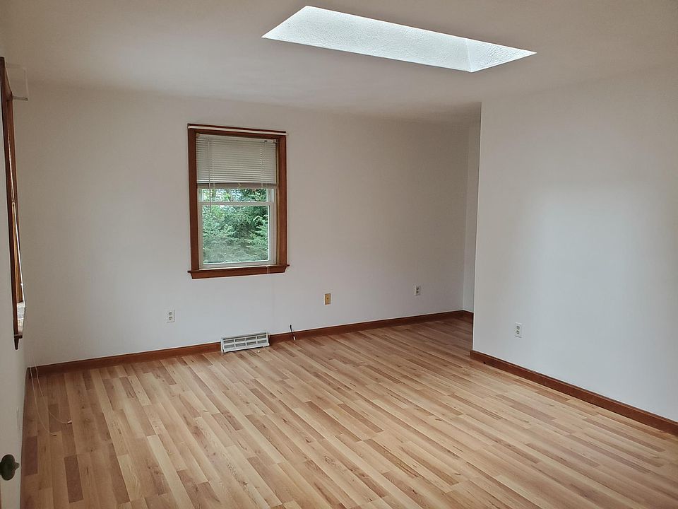 111 Everett St, Norwood, MA 02062 Zillow