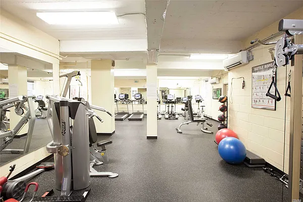 Sold by Benjamin Realty Since 1980 | media 20