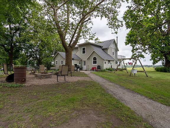 2nd image of 6151 NE 352nd St