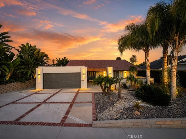 25312 Pike Rd, Laguna Hills, CA 92653
