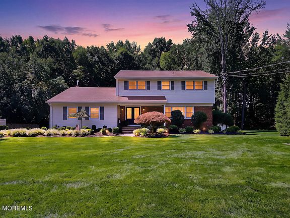 2nd image of 22 Braeburn Drive