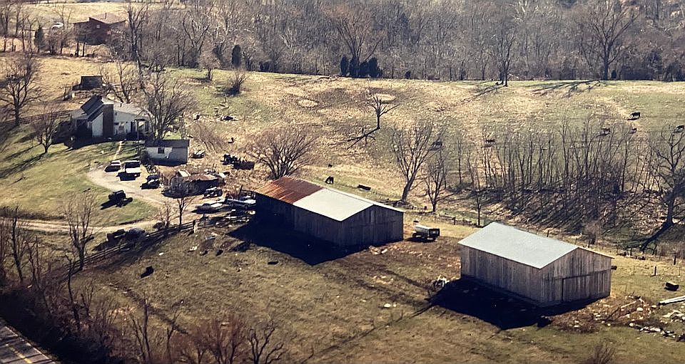 2nd image of 2659 Perryville Rd