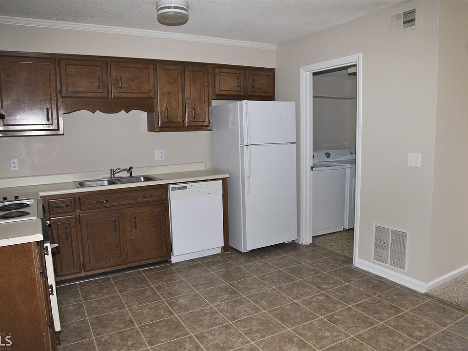 1st image of 251 Knight Dr APT 22
