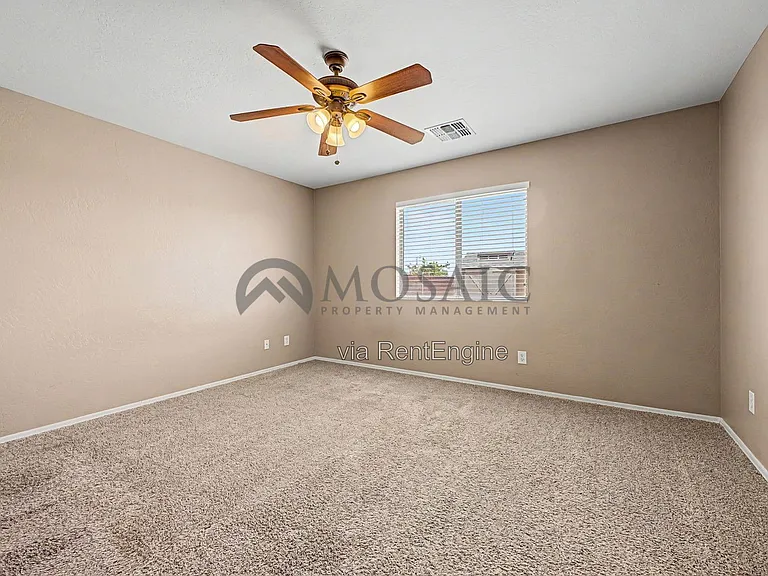 272 W Settlers Trl — Photo 12