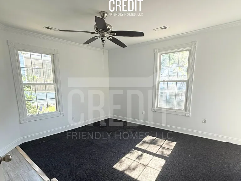 105 N Broad St — Photo 9