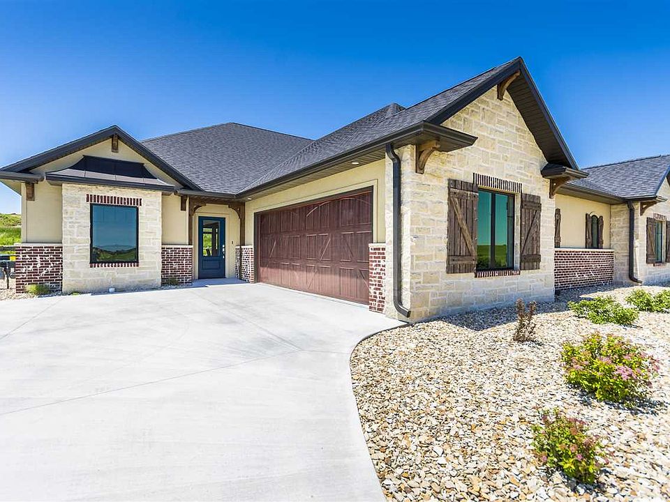 1st image of 4109 Macgillivray Dr