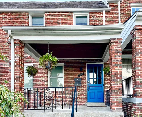 1915 C St NE #A Photo 1