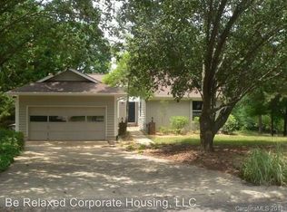 7032 Cambridge Ct, Tega Cay, SC 29708