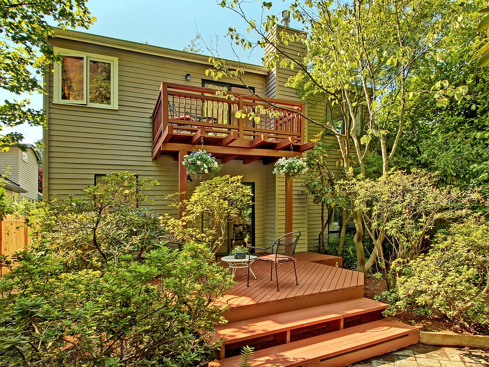 2nd image of 1742 26th Ave E