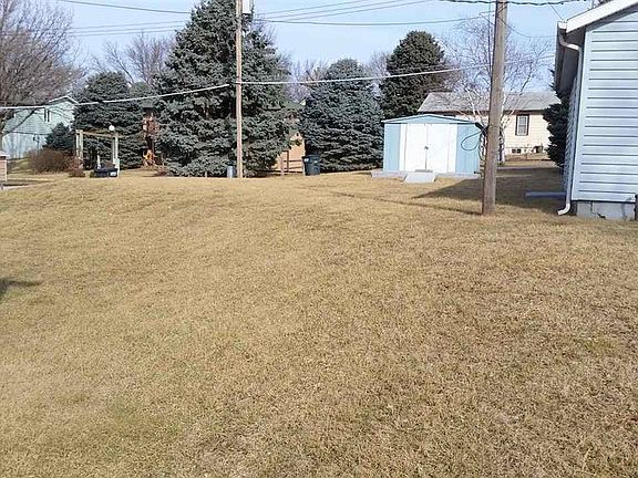 2nd image of 302 6th Ave
