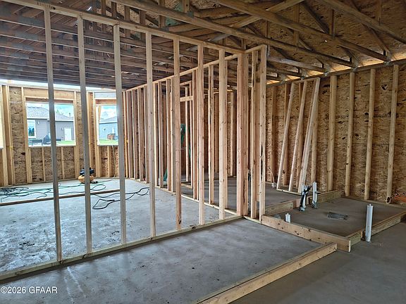 4th image of 2501 Troon Cir NW