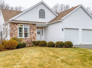 100 Nicholas Dr #100, Lancaster, MA 01523