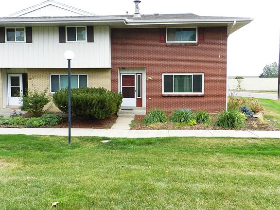 3rd image of 9069 E Oxford Dr