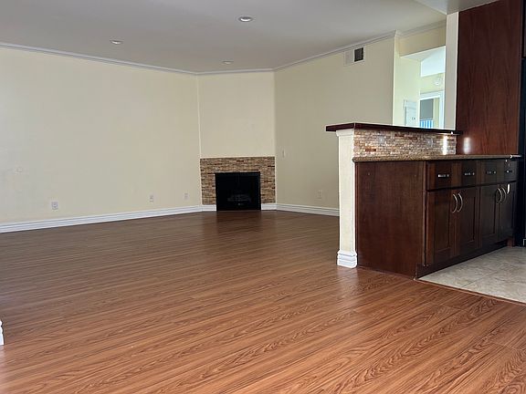 3rd image of 620 N 6th St APT J