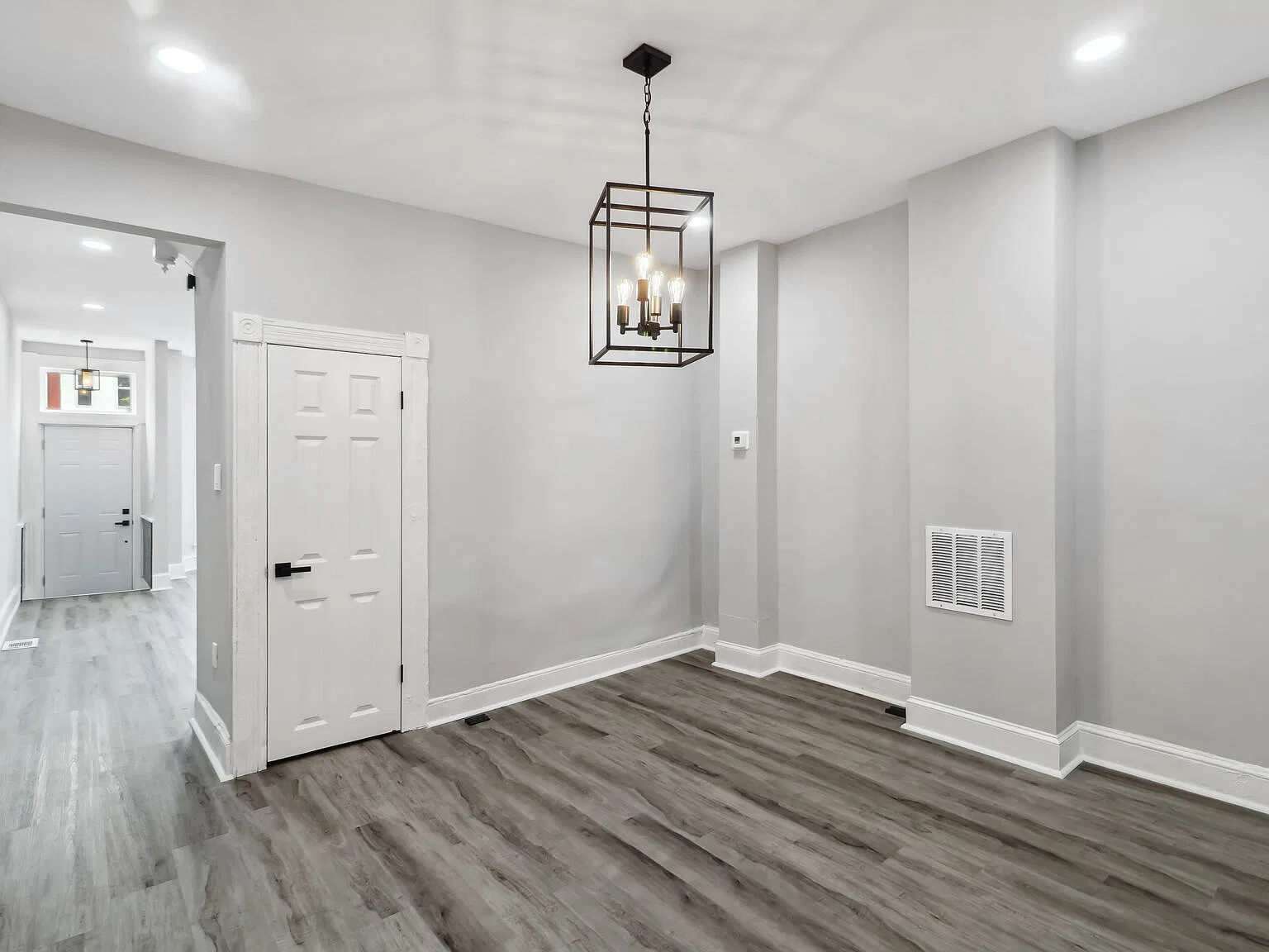 3 bed, 1300 sqft, $1,675 — Photo 2