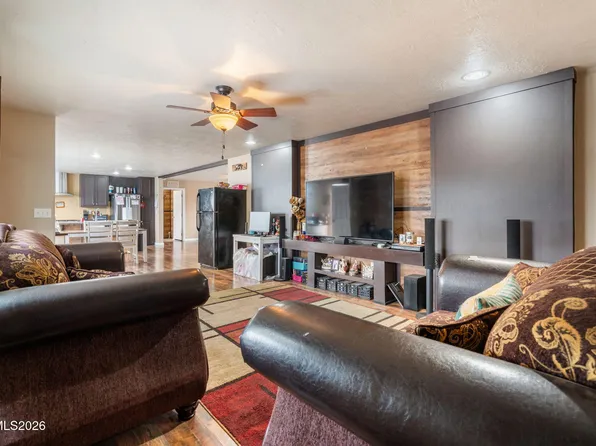 5495 Navajo Trl, Silver Springs, NV 89429