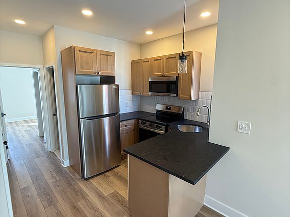 3rd image of 2035 S Norwood St #1