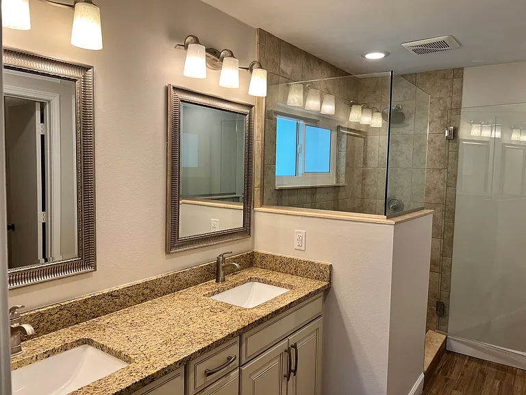 1072 Beckstrom Dr — Photo 8