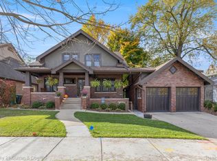 830 S Brady Rd, Dearborn, MI 48124