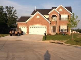 902 Palomino Path, High Ridge, MO 63049