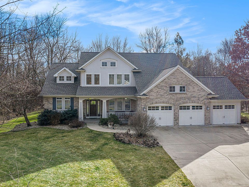1st image of 8925 Weeping Pine Ln