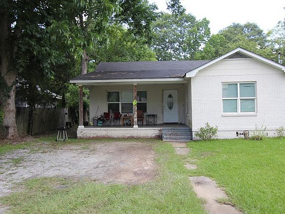 2nd image of 930 Fletcher Ave