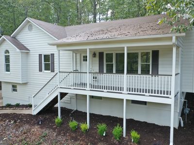 911 White Stag Ln, Canton, GA, 30115