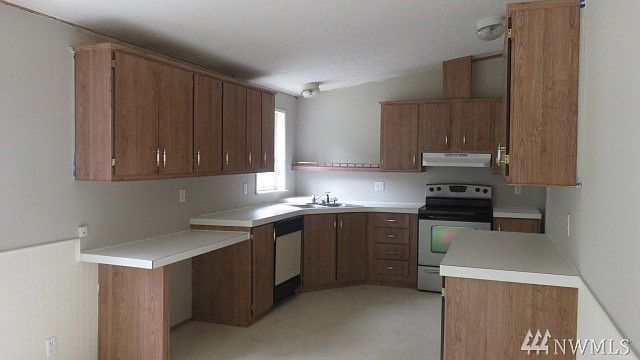 2nd image of 2009 349th St E