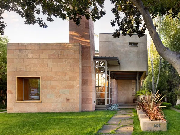 1425 Dana Ave, Palo Alto, CA 94301
