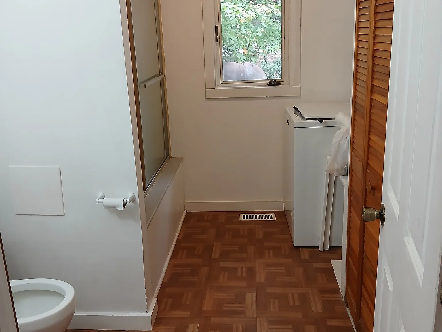 2 bed, 700 sqft, $1,600 — Photo 3