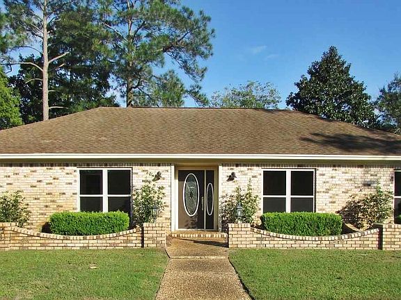 2nd image of 346 Bunker Hill Dr