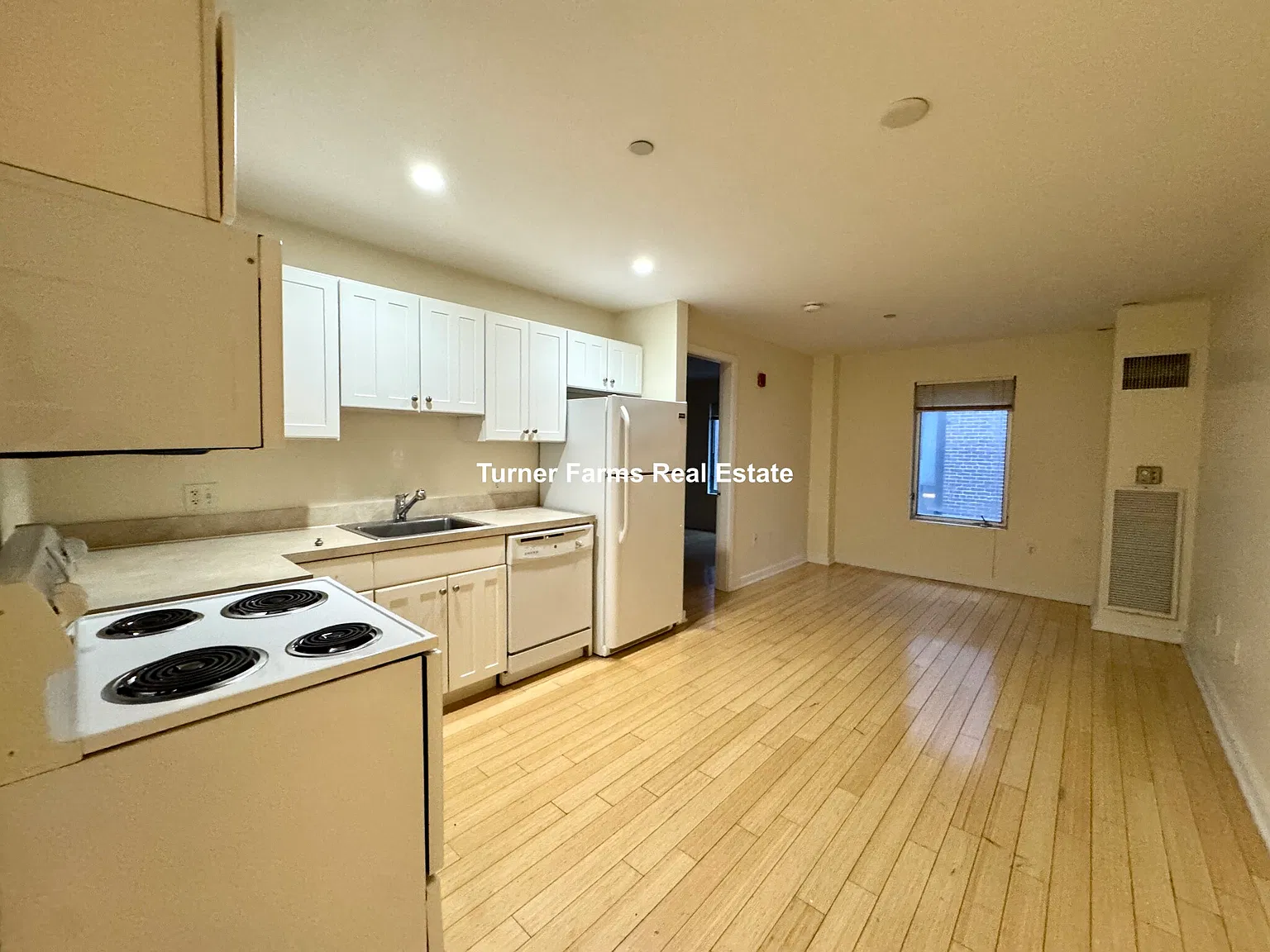 4 Boylston Pl — Photo 1