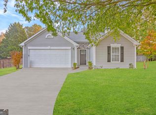 910 Underhill Ct, Sugar Hill, GA 30518