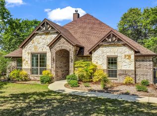 319 Timbers Cir, Poolville, TX 76487