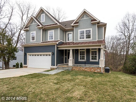 2nd image of 1725 Melbourne Dr